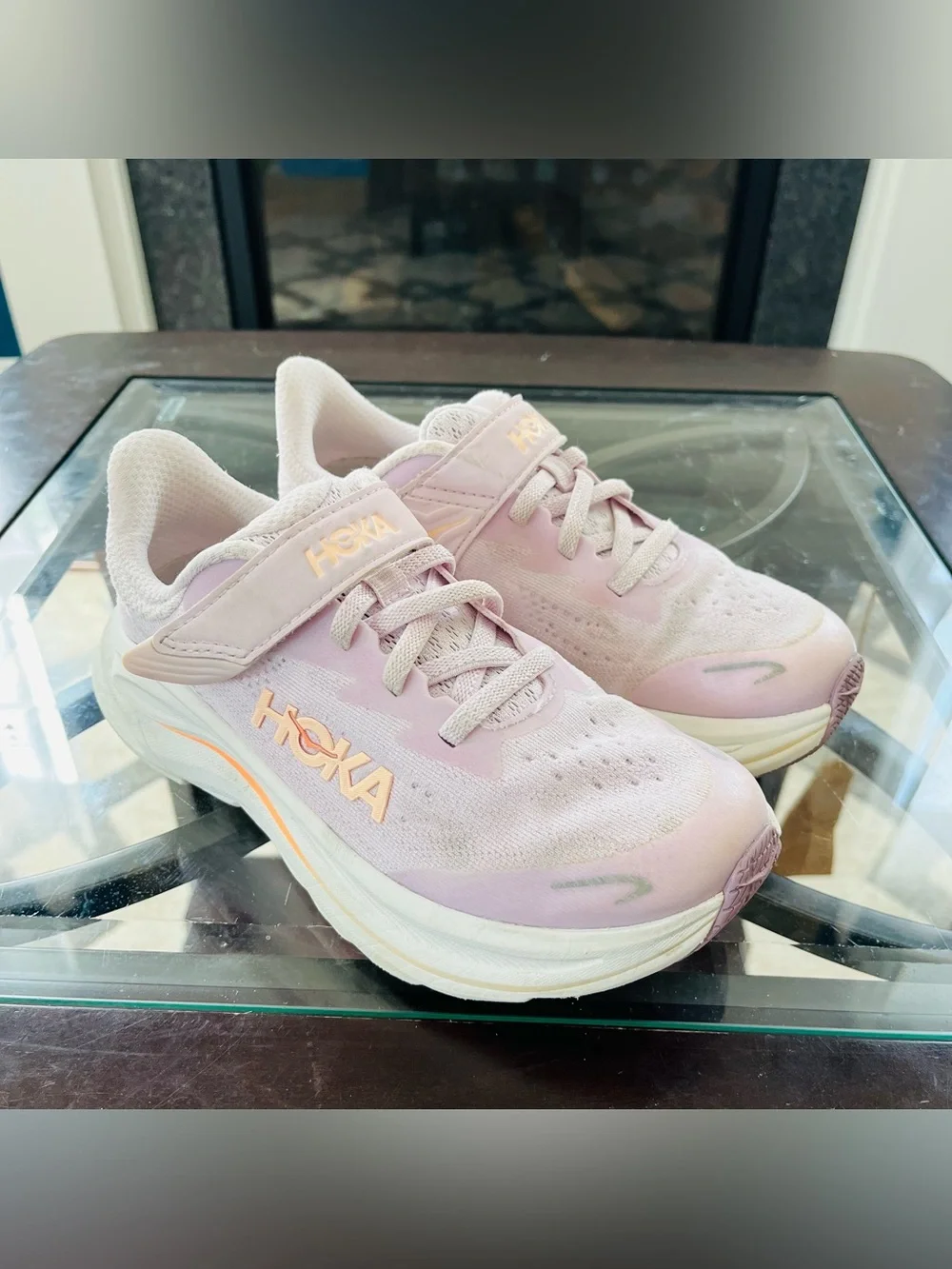 Sz 1.5 Hoka Clifton 10 Little Kids Running Shoes lilac cream/tangerine glow